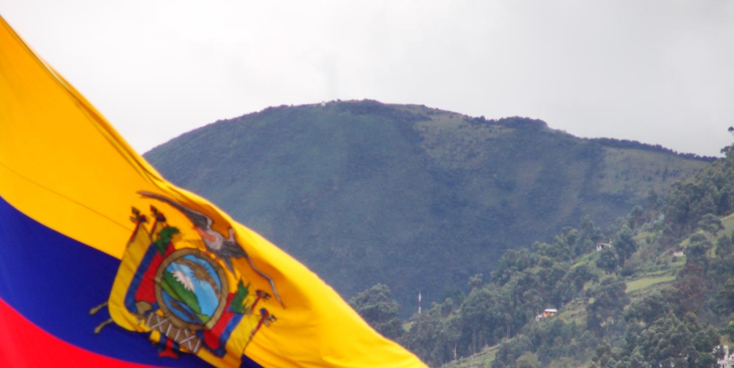 Cuál es la situación de los periodistas ecuatorianos en medio de una crisis política, social e institucional